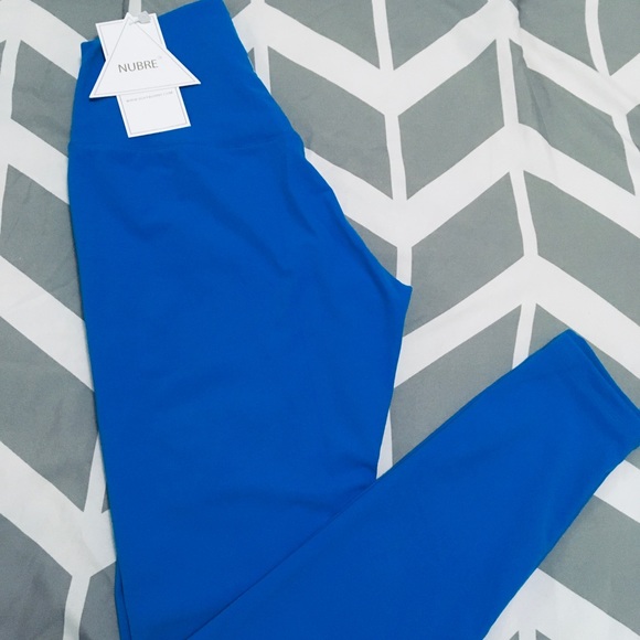 *SOLD* Buffbunny Rosa Leggings - BNWT Size small - Picture 3 of 4